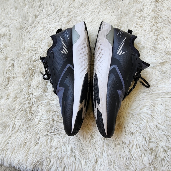 NIKE Men's Odyssey React 2 S Trail Running Shoe - Picture 2 of 5